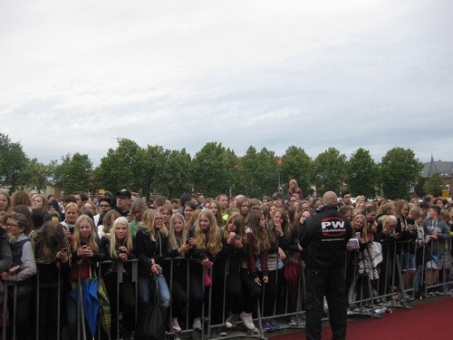 Deutschlandpremiere „Kartoffelsalat" auf dem Heider Marktplatz 19.07.2015